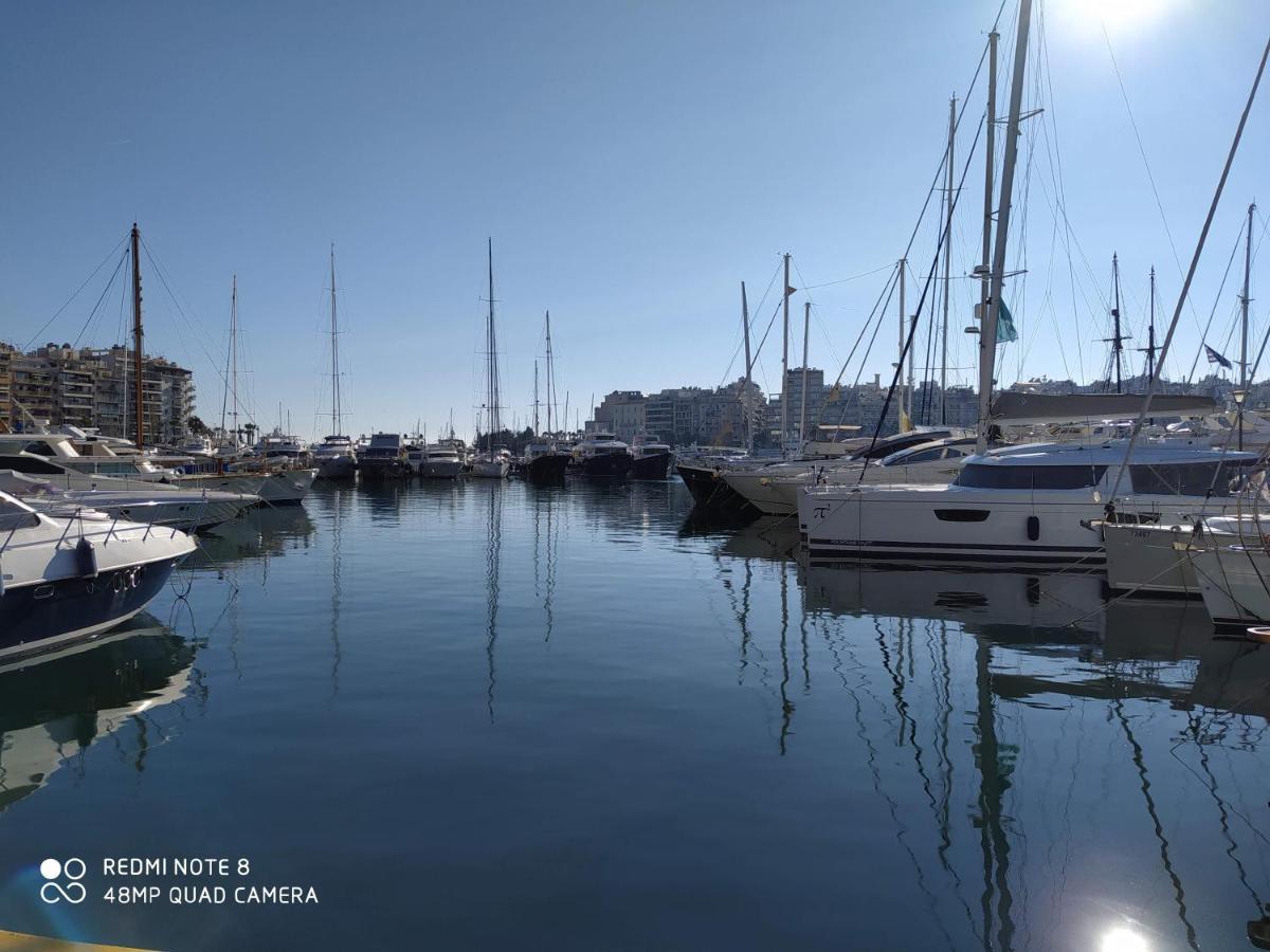 Με Θεα Το Λιμανι Lejlighed Piræus Eksteriør billede